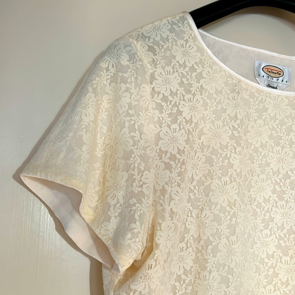 NWOT. Talbots petite stretch cream colored lace top.  Lightweight and pretty. - Picture 3 of 8